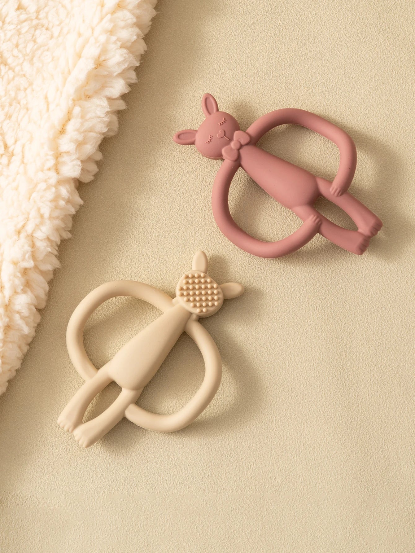 Anneau de Dentition Lapin Silicone - Jouet Mordant Bébé Coloris Pastel