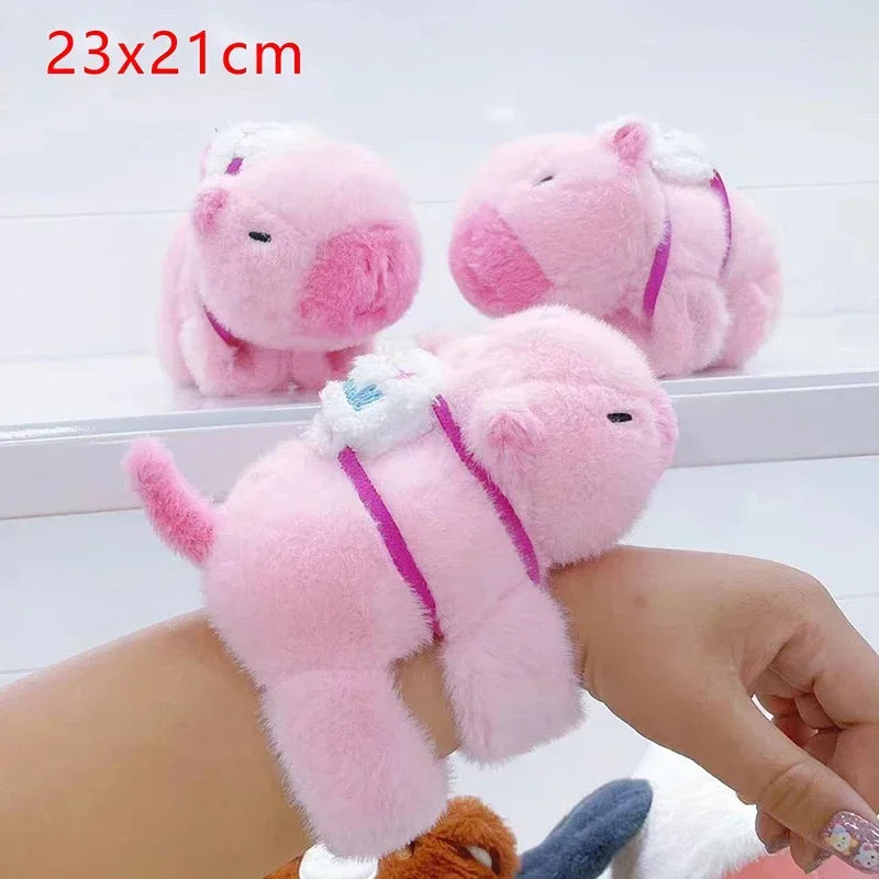 Bracelet peluche Capybara — Jouet poignet kawaii enfant, doux & rigolo