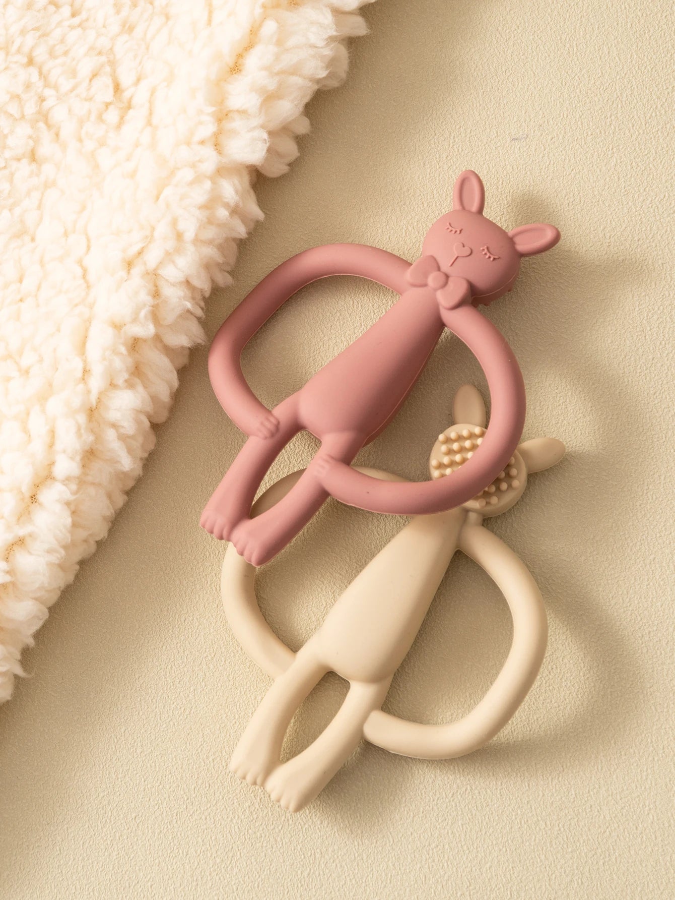 Anneau de Dentition Lapin Silicone - Jouet Mordant Bébé Coloris Pastel