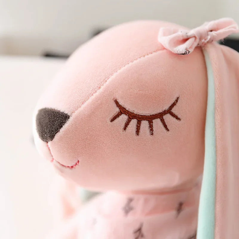 Peluche lapin doudou bébé — Jouet doux sommeil & confort, cadeau naissance