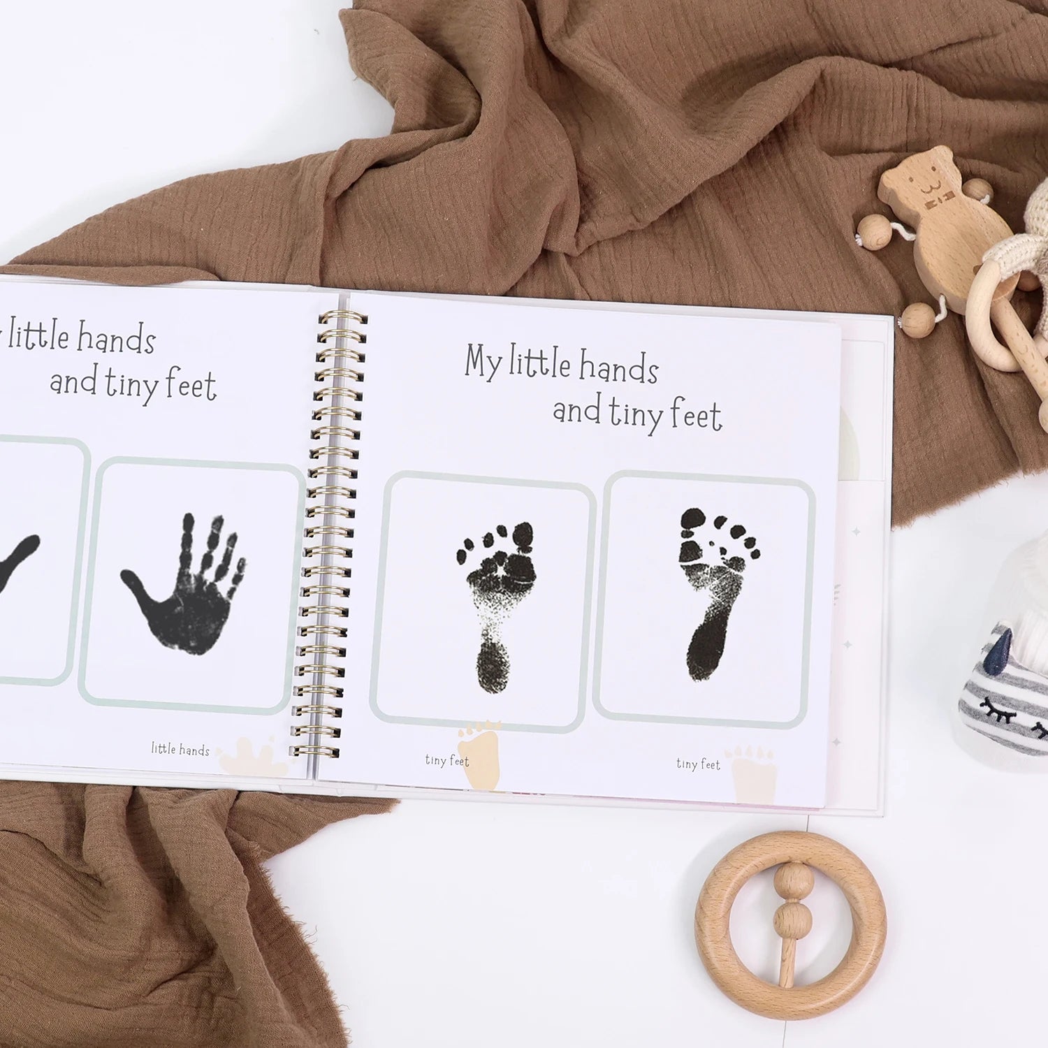 Livre souvenir bébé 1ère année ERATOPIC — Journal mémoire naissance en lin, cadeau baby shower