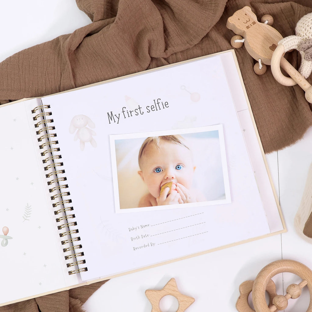 Livre souvenir bébé 1ère année ERATOPIC — Journal mémoire naissance en lin, cadeau baby shower